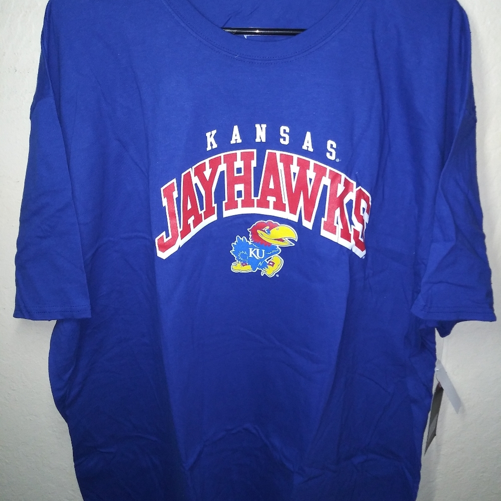 NEW! Kansas Jayhawks 🏀 T-Shirt